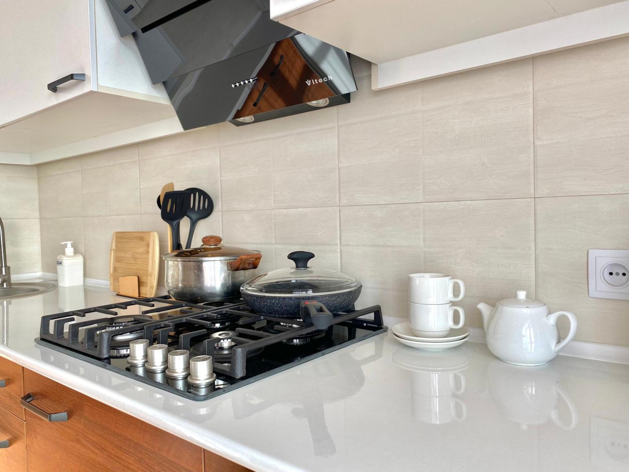 Spacious Apartment In New Building, Near The City Center And Airport Tashkent Esterno foto